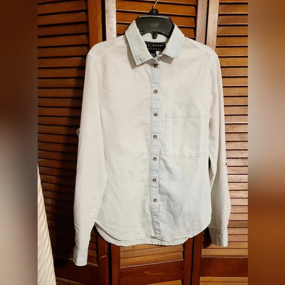 Polly & Esther Light Cream Button-Down Shirt - Picture 2 of 7